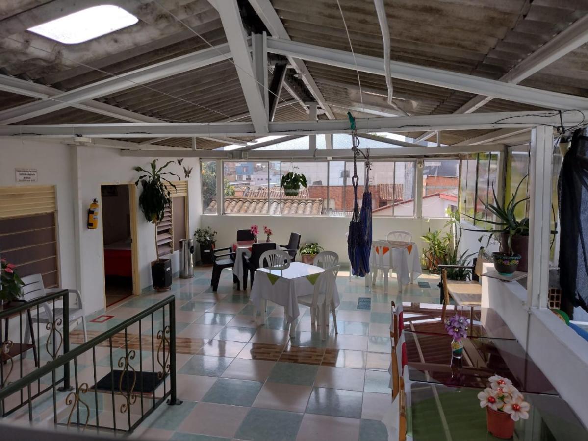 Hotel Mirador Plaza Перейра Екстериор снимка