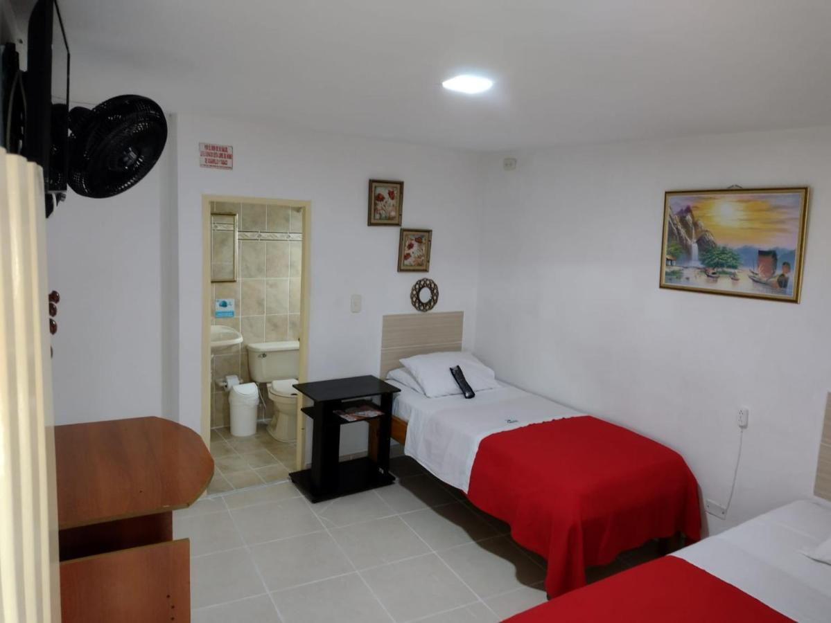 Hotel Mirador Plaza Перейра Екстериор снимка