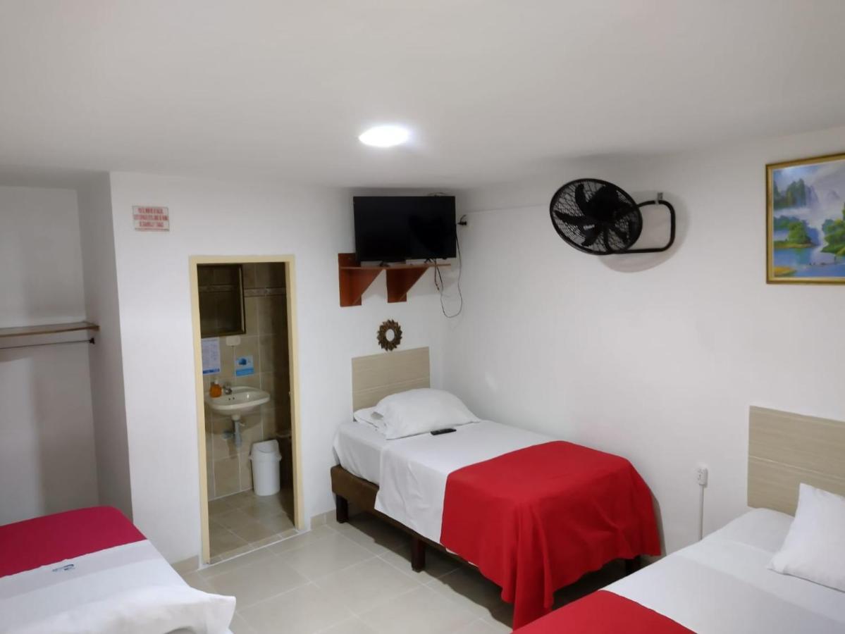 Hotel Mirador Plaza Перейра Екстериор снимка